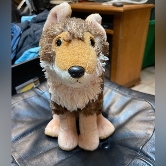 Wild Republic Coyote Plush - Picture 1 of 4